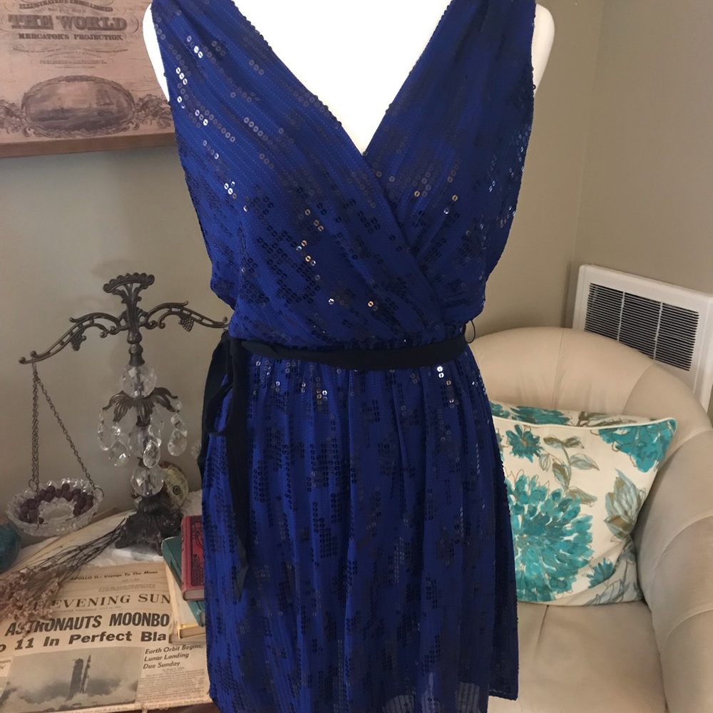 Beautiful and fun blue & black sequin party dress